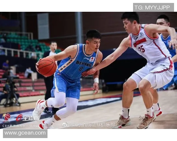 上海篮球队在邀请赛中以88分稳居积分榜首位，展现强劲实力